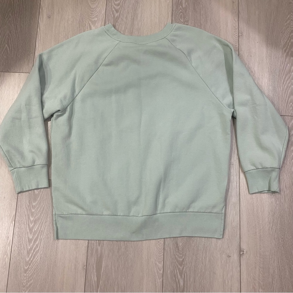 VS Pink sweatshirt
